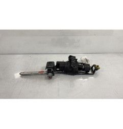 Pretensionneur de ceinture avant droit VOLVO V 50