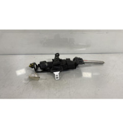 Pretensionneur de ceinture avant droit VOLVO V 50