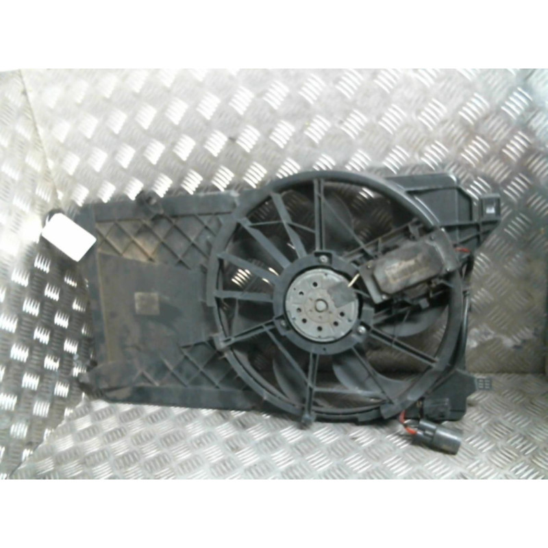 Moto ventilateur radiateur VOLVO V 50 Photo n°2