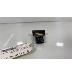 Bouton de warning HYUNDAI COUPE 2 Photo n°1
