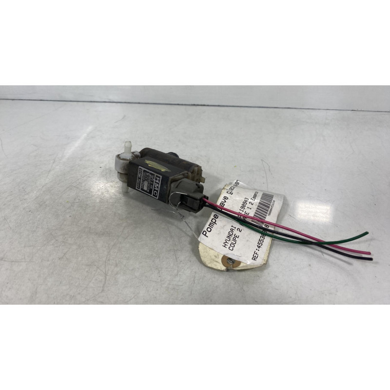 Pompe lave glace avant HYUNDAI COUPE 2 Photo n°1