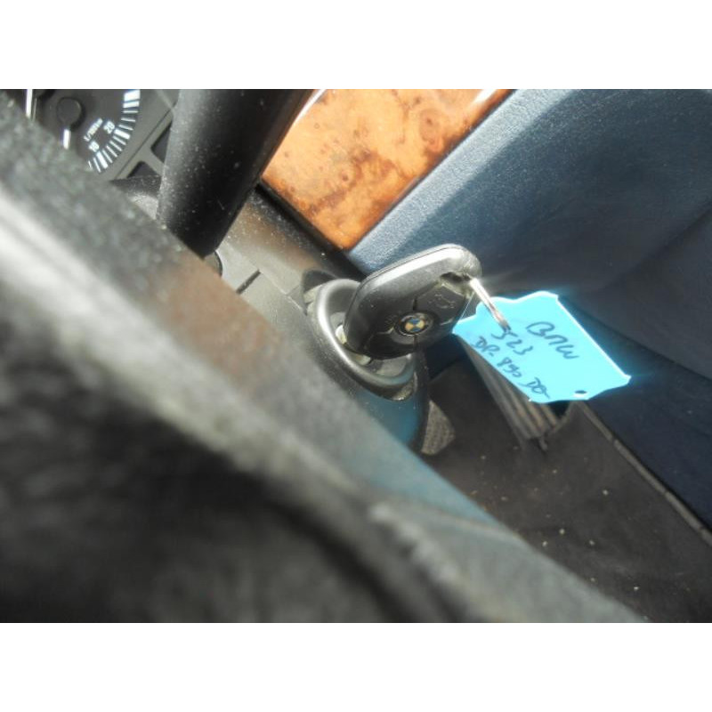 Ceinture arriere droit BMW SERIE 5 E39 Photo n°11