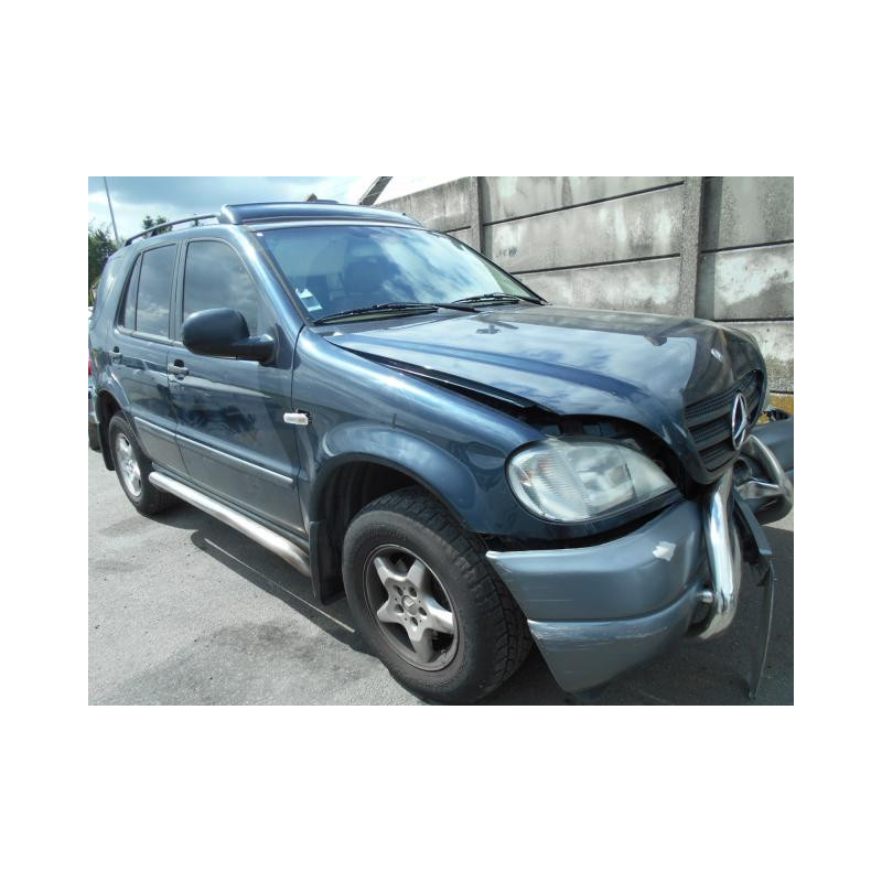 Pretensionneur de ceinture avant gauche MERCEDES CLASSE M 163 Photo n°6