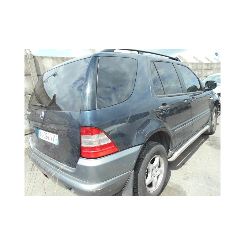 Pretensionneur de ceinture avant gauche MERCEDES CLASSE M 163 Photo n°7