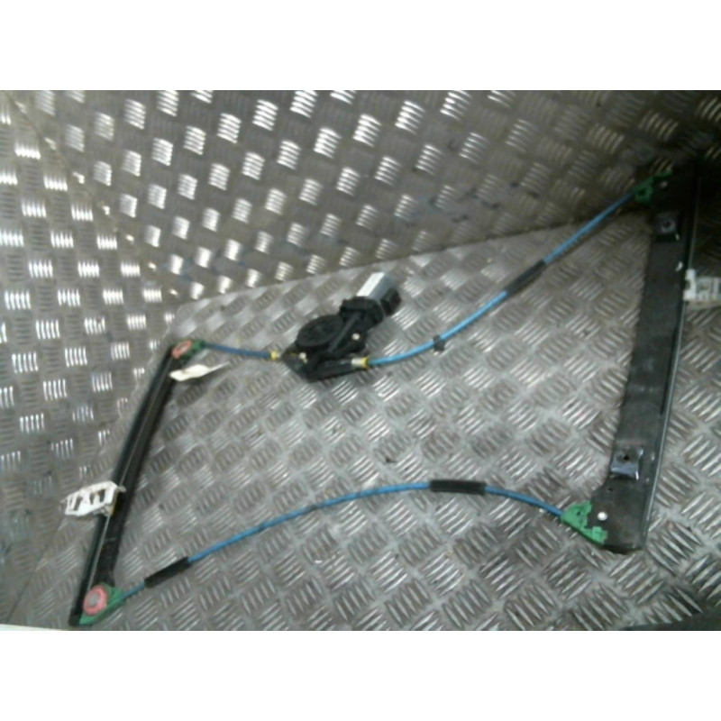 Leve vitre electrique avant droit FIAT STILO Photo n°2