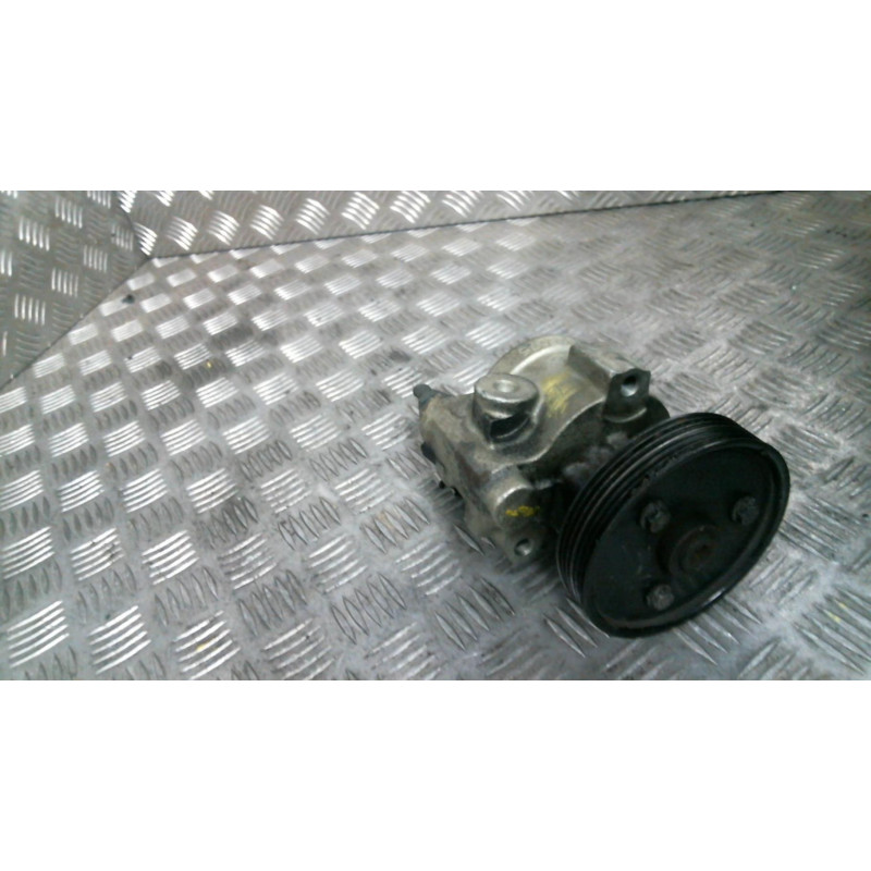 Pompe de direction RENAULT ESPACE 3 Photo n°3
