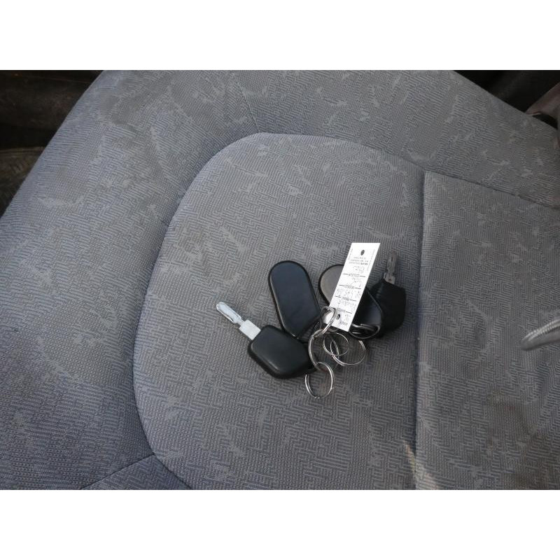 Ceinture arriere droit PEUGEOT 406 Photo n°6