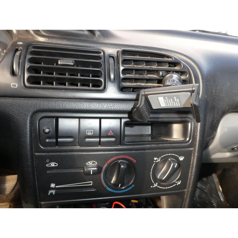 Ceinture arriere droit PEUGEOT 406 Photo n°8