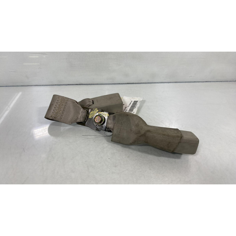 Attache ceinture arriere gauche SUBARU LEGACY 4 Photo n°3