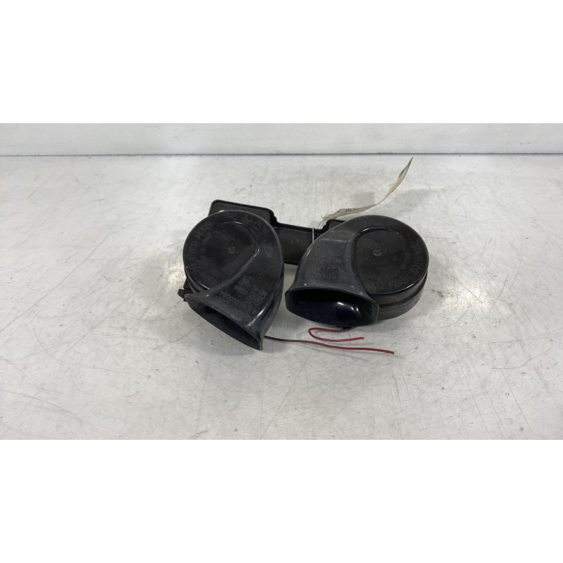 Avertisseur/Klaxon SUBARU LEGACY 4 Photo n°3