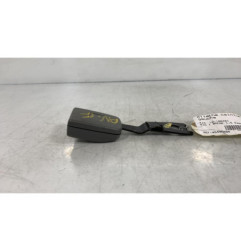 Attache ceinture avant gauche KIA RIO 1