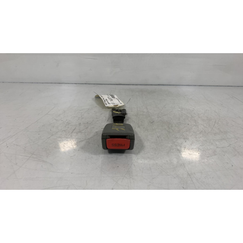 Attache ceinture avant gauche KIA RIO 1 Photo n°3