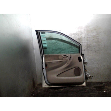 Porte avant gauche CHRYSLER VOYAGER 3 Photo n°1
