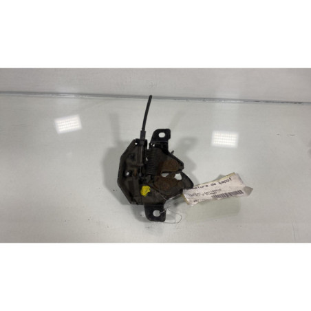 Fermeture de capot HYUNDAI TRAJET Photo n°1