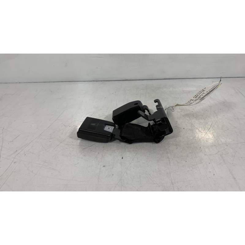 Attache ceinture arriere gauche RENAULT LAGUNA 2 Photo n°2