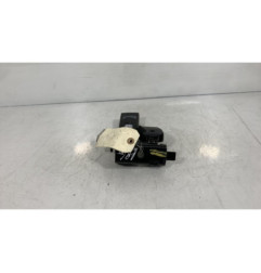 Attache ceinture arriere gauche RENAULT LAGUNA 2
