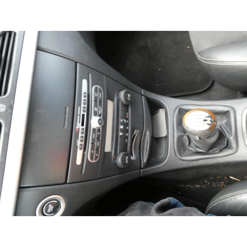 Verin de coffre RENAULT LAGUNA 2 Photo n°10