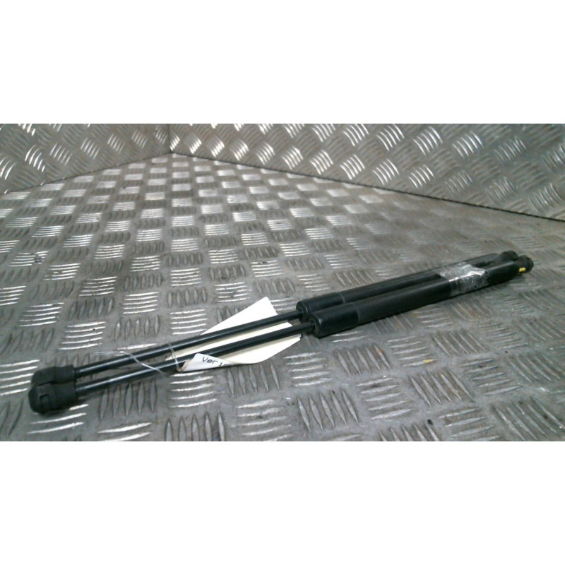 Verin de capot RENAULT CLIO 4 Photo n°1