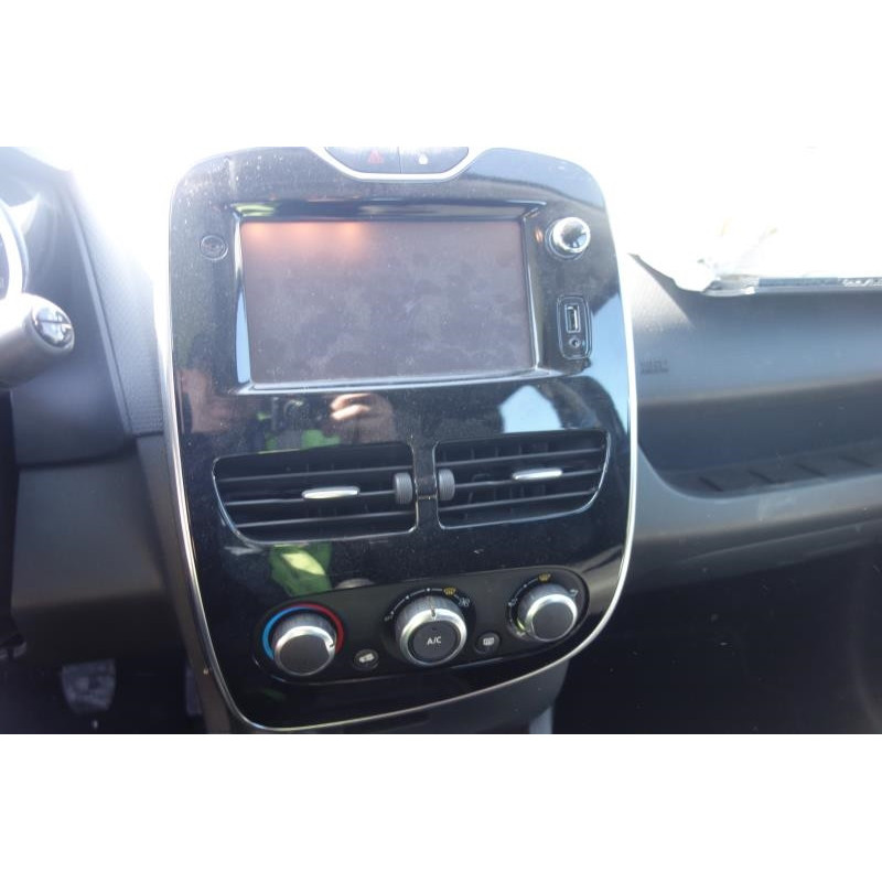 Verin de capot RENAULT CLIO 4 Photo n°11