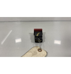 Bouton de warning HYUNDAI ELANTRA 1 Photo n°1