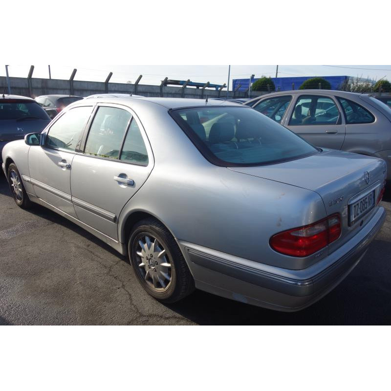 Boitier air bag MERCEDES CLASSE E 210 Photo n°7