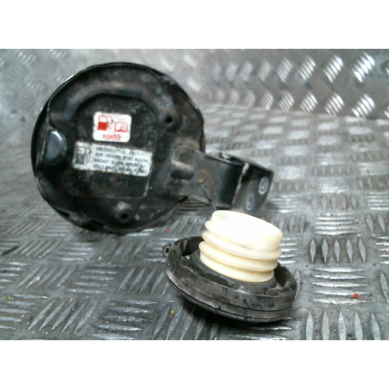 Trappe d'essence SUZUKI SWIFT 3 Photo n°1