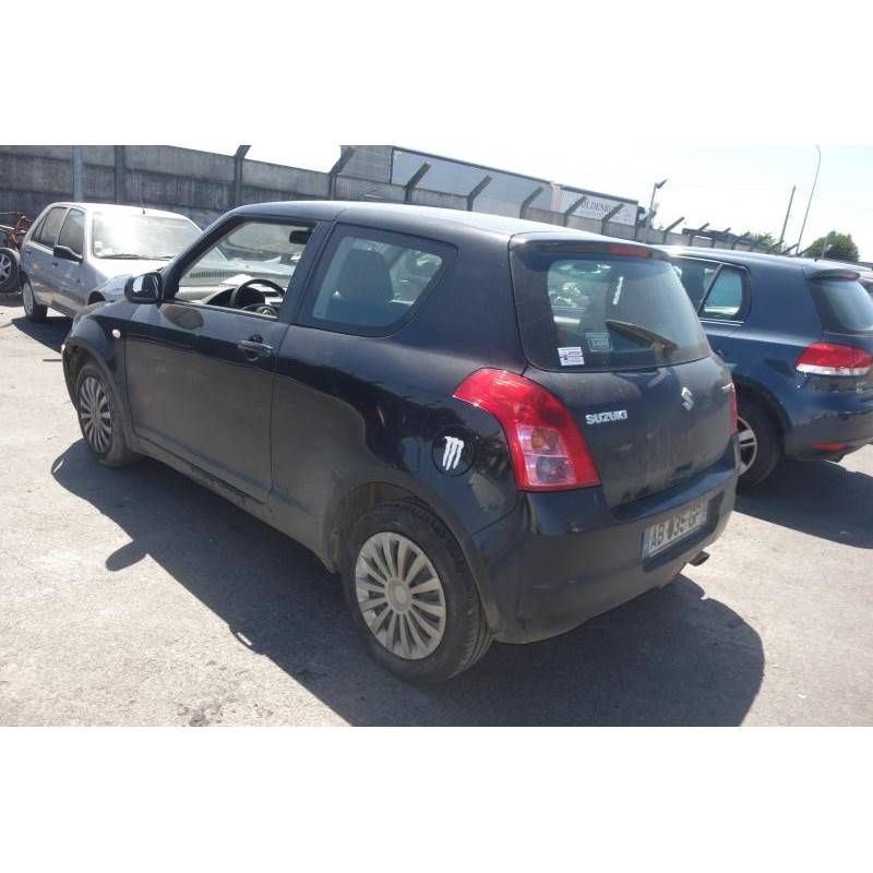 Trappe d'essence SUZUKI SWIFT 3 Photo n°5