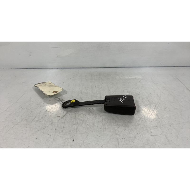 Attache ceinture avant droit NISSAN MICRA 3 Photo n°3