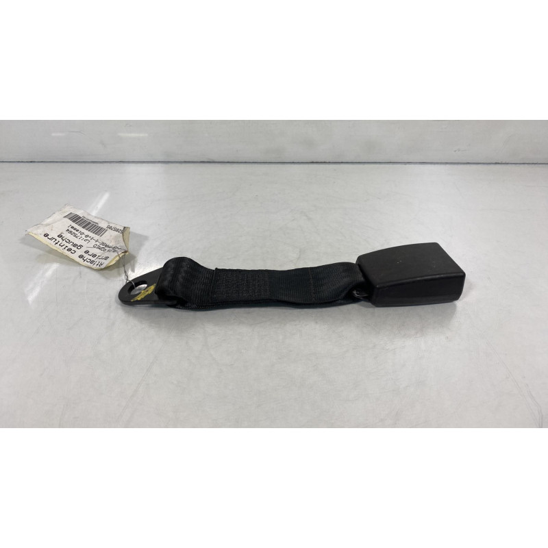 Attache ceinture arriere gauche ALFA ROMEO 145 Photo n°1