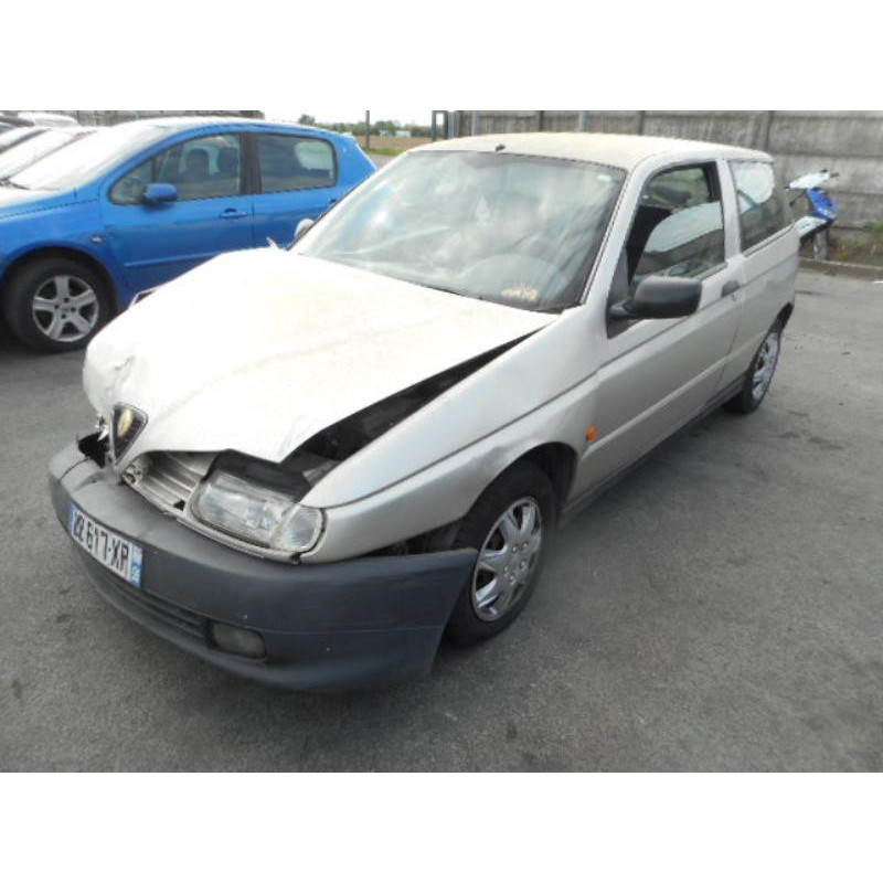 Serrure avant droit ALFA ROMEO 145 Photo n°4