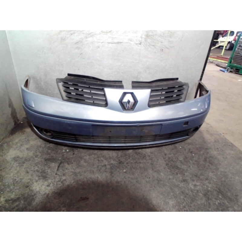 Pare choc avant RENAULT GRAND ESPACE 4 Photo n°2