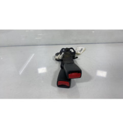 Attache ceinture arriere droit MAZDA 6 1