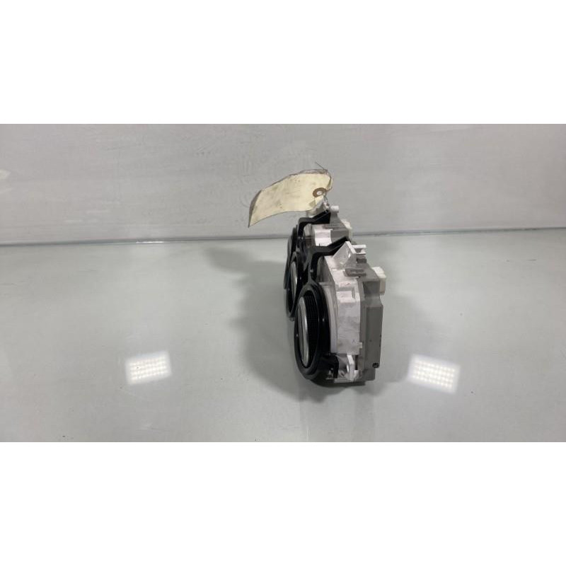 Commande chauffage MAZDA 6 1 Photo n°1