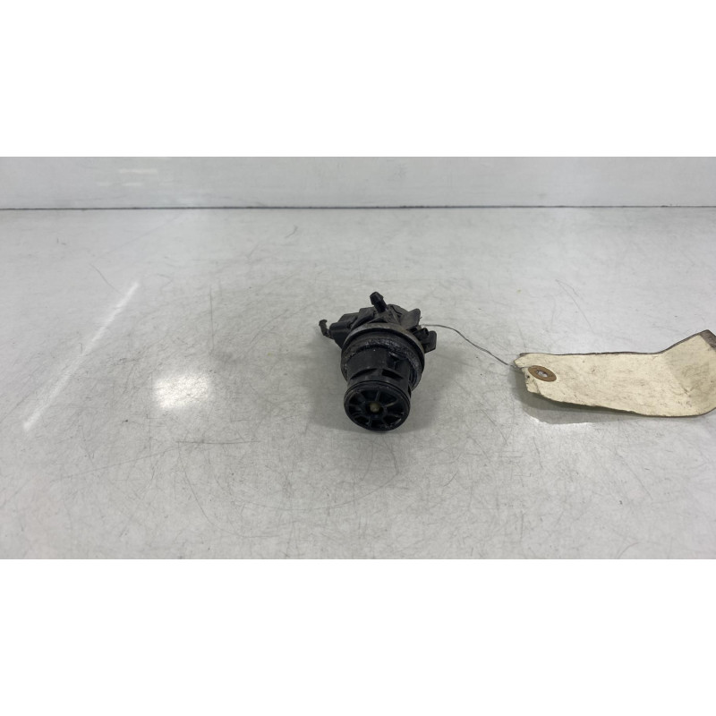 Pompe lave glace avant MAZDA 6 1 Photo n°2