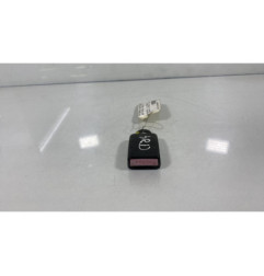 Attache ceinture arriere droit RENAULT ESPACE 4