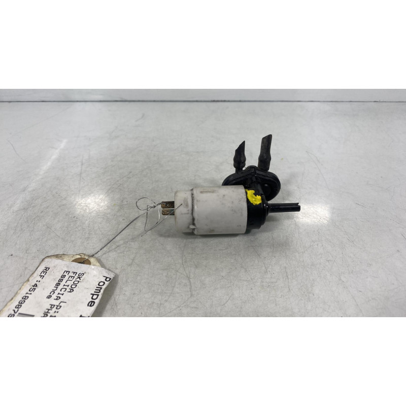 Pompe lave glace avant SKODA FELICIA Photo n°3