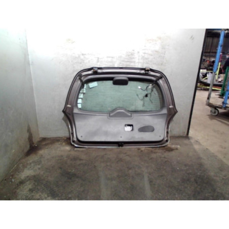 Malle/Hayon arriere HYUNDAI LANTRA 2 Photo n°1