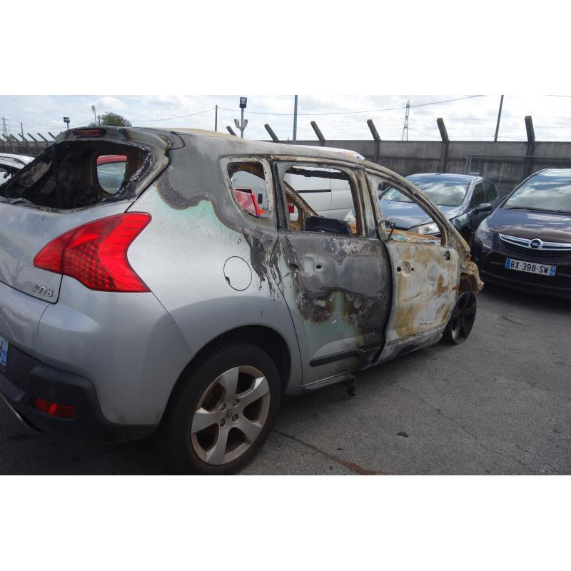 Trappe d'essence PEUGEOT 3008 Photo n°4