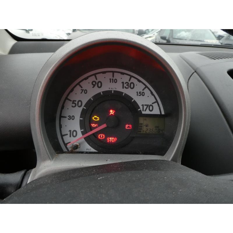 Capot PEUGEOT 107 Photo n°4