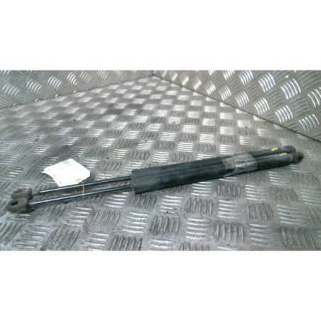 Verin de coffre OPEL MERIVA B Photo n°1