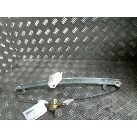 Leve vitre mecanique arriere droit DAEWOO NUBIRA 1 Photo n°1