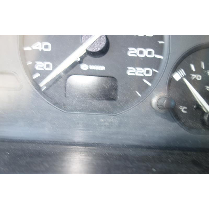 Malle/Hayon arriere PEUGEOT 406 Photo n°9