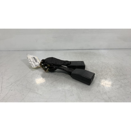 Attache ceinture arriere gauche OPEL OMEGA B Photo n°1