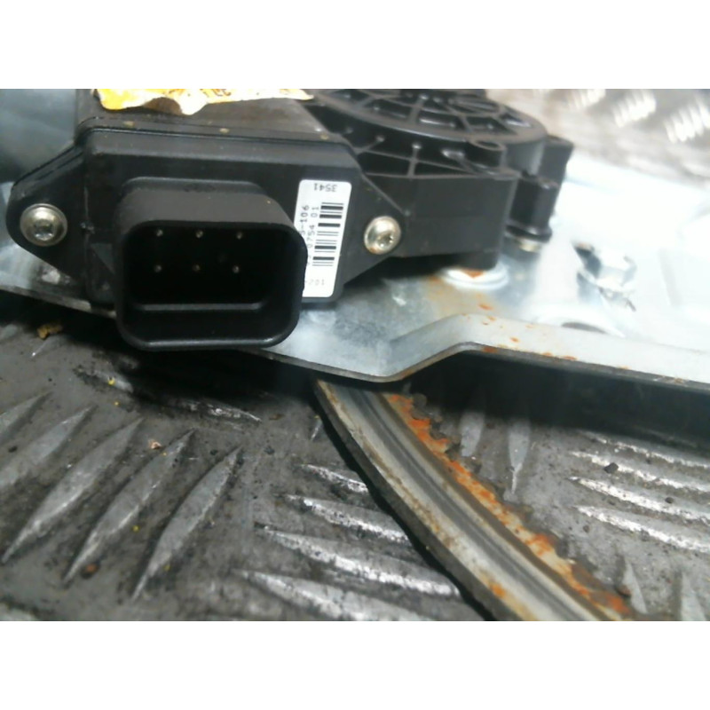 Leve vitre electrique avant droit OPEL OMEGA B Photo n°2