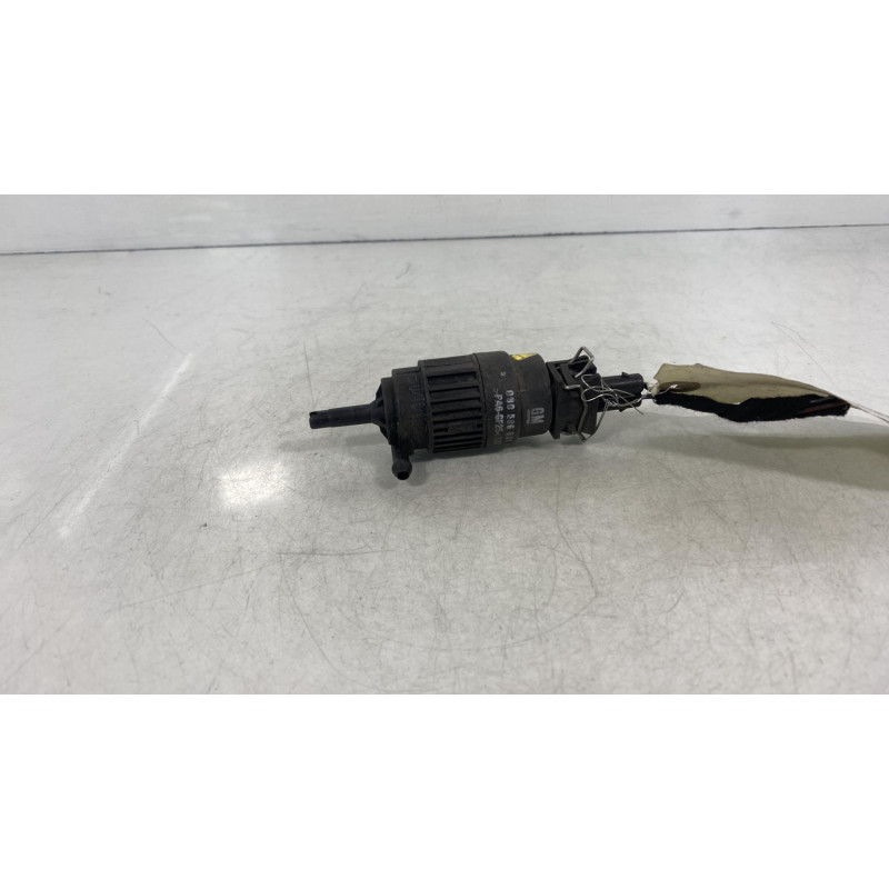 Pompe lave glace avant OPEL OMEGA B Photo n°3