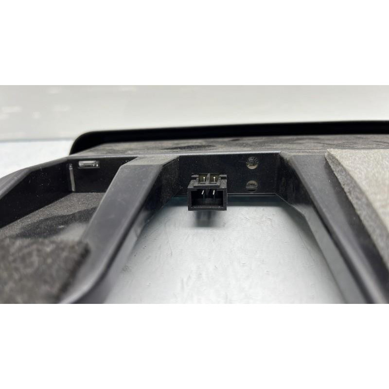 Feu arriere stop central VOLVO S 80 2 Photo n°3