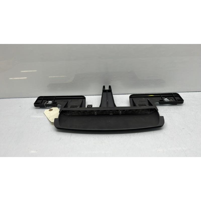 Feu arriere stop central VOLVO S 80 2 Photo n°4