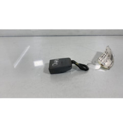 Attache ceinture arriere droit FIAT ULYSSE 1 Photo n°1