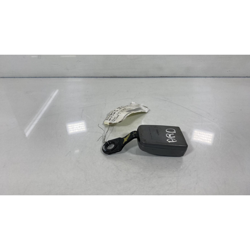 Attache ceinture arriere droit FIAT ULYSSE 1 Photo n°2