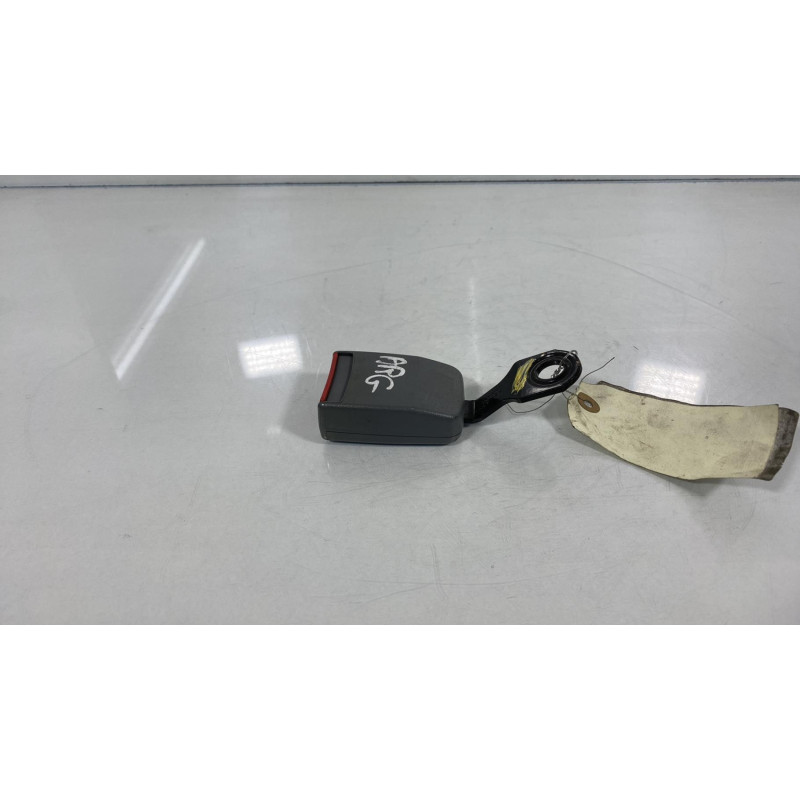 Attache ceinture arriere gauche FIAT ULYSSE 1 Photo n°1